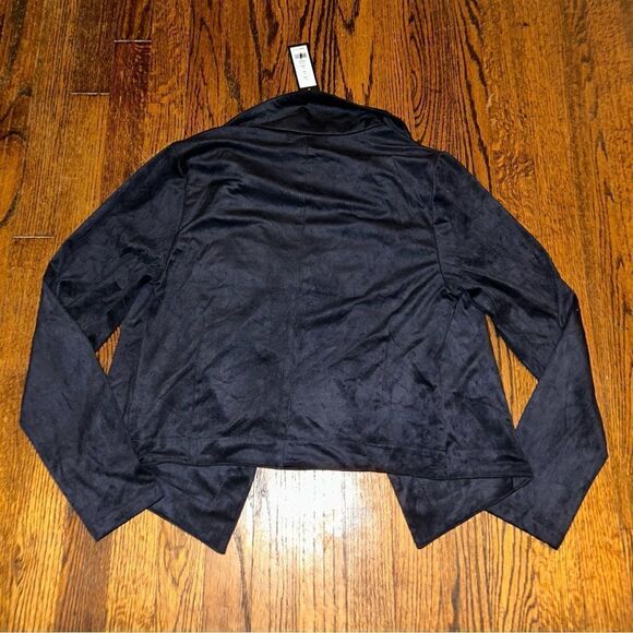 New Romeo and Juliet coat - Picture 2 of 4